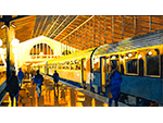 Gare du Nord. Pedro Guillermo G�lvez L�pez (Acr�lico sobre tabla, 2006) Medidas: 42 x 70 cm. Donaci�n: el autor - Pieza IG: 05568