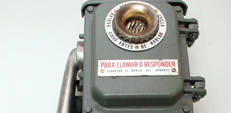 Tel�fono de se�al