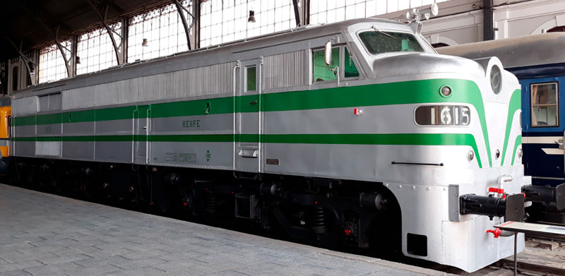 Locomotora di�sel-el�ctrica 1615