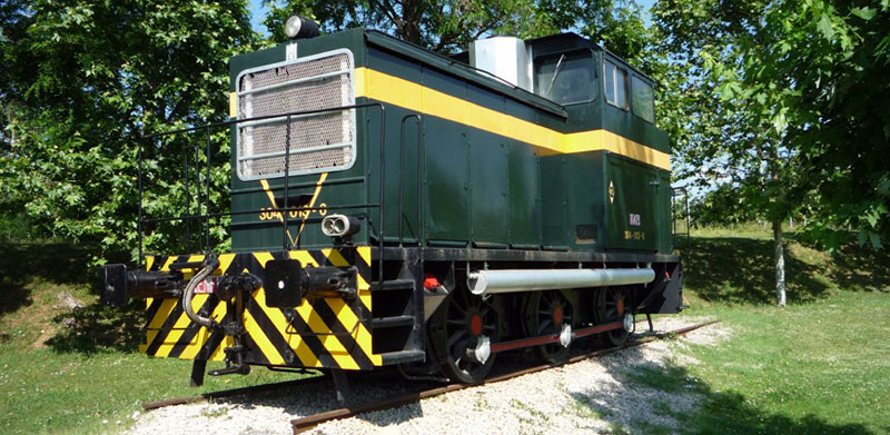 Locomotora di�sel 10413