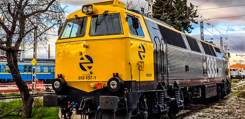 Locomotora di�sel 333-107-1