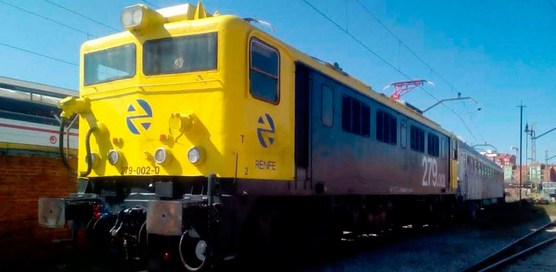 Locomotora el�ctrica 7902