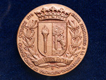 Medalla conmemorativa del ramal ferroviario a la Universidad Aut�noma de Madrid, en Cantoblanco, octubre de 1975 (Manolo Prieto, Madrid, 1975) - Pieza IG: 00810