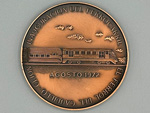 Medalla conmemorativa de la inauguraci�n del Ferrocarril El Ferrol del Caudillo [actual Ferrol]-Gij�n (An�nimo, Espa�a, 1972) - Donaci�n: J.M. Garc�a Gonz�lez - Pieza IG: 00797