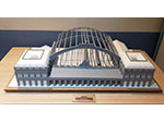 Maqueta conceptual de la estaci�n de Madrid-Atocha (Jorge S�nchez Cabrera, Madrid, 2020-2021). Escala H0 (1:87). Medidas: 42 x 120 x 64 cm. Donaci�n: Jos� S�nchez Salobral - Pieza IG: 07657