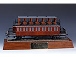 Modelo del coche imperial de 3� clase de la Compa��a del Norte de Espa�a (Material M�vil y Construcciones, Zaragoza, 1912). Escala 1:20. Medidas: 35 x 80 x 20 cm. - Pieza IG: 00373