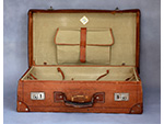 Maleta de cuero (Jos� A.G. Figueiredo, Portugal, ca.1940) Donaci�n: Guillermina Velasco Mart�n - Pieza IG: 07851