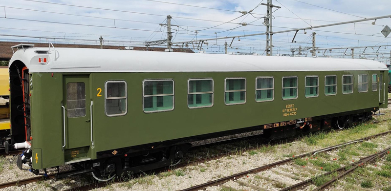 Coche 2� clase BB4-6033
