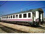Coche 2� clase Bc10x-9651 (Construcciones y Auxiliar de Ferrocarriles S.A. -CAF-, Espa�a, 1984) Cesi�n: Amigos del Ferrocarril de Madrid, AAFM - Pieza IG: 06229