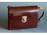 Botiqu�n-cartera de interventor en ruta (d�cada 1970). Donaci�n: Estanislao Cabrero - Pieza IG: 07359