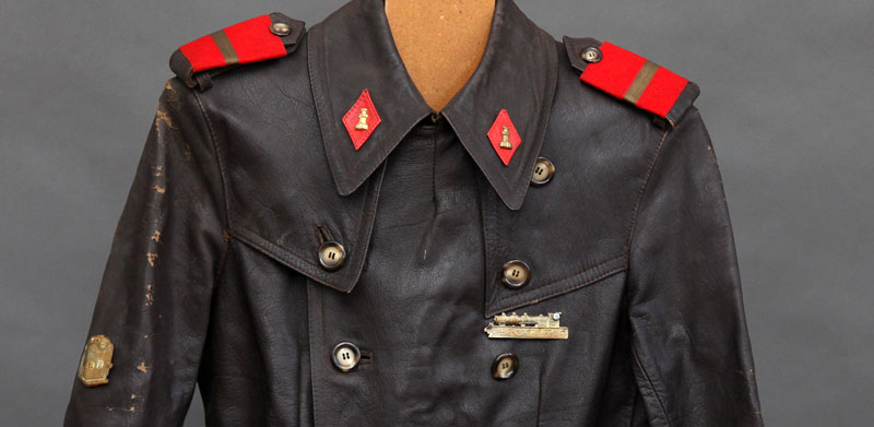 Chaquet�n del Regimiento de Movilizaci�n y Pr�cticas de Ferrocarriles