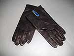 Guantes del uniforme de AVE (1992) Donaci�n: Manuel Galve Esteban - Pieza IG 07089