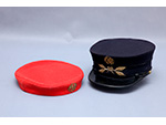 Gorra de factor de Circulaci�n de RENFE (F�brica de Gorras Alcaraz, Espa�a, ca. 1947) Donaci�n: Jos� M. Hern�ndez Let�n - Pieza IG: 07966