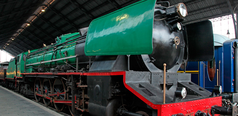 Locomotora de vapor 242-F-2009. Rodaje tipo confederaci�n (La Maquinista Terrestre y Mar�tima, Espa�a, 1956)