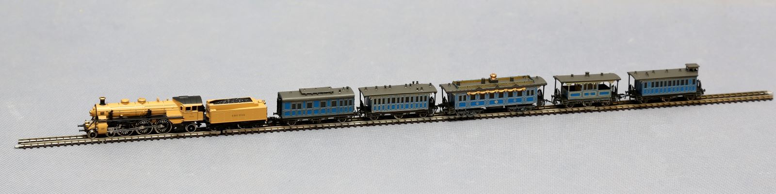 Colecci�n de trenes en miniatura �Luis Santiago Aguado Giralda�